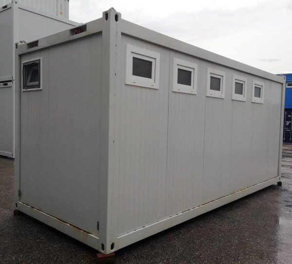 Sanitaire 20'- 5 toilettes dames + 2 lavabos + chaudières 5L - Occasion