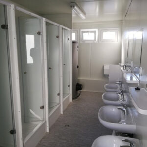 Sanitaire 20'+ 4cabines + 4lavabos + chaudière Neuf