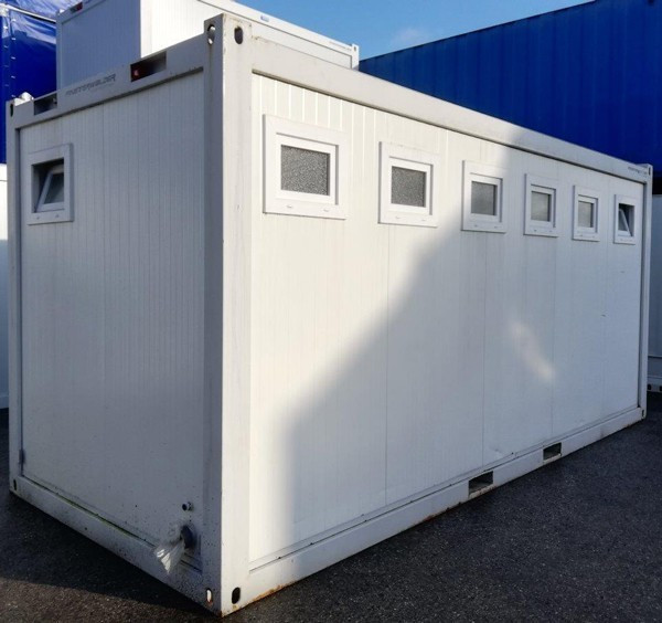 Sanitaire 20' + 5 cabines de toilettes + 2 lave-mains + 2 urinoirs - Neuf