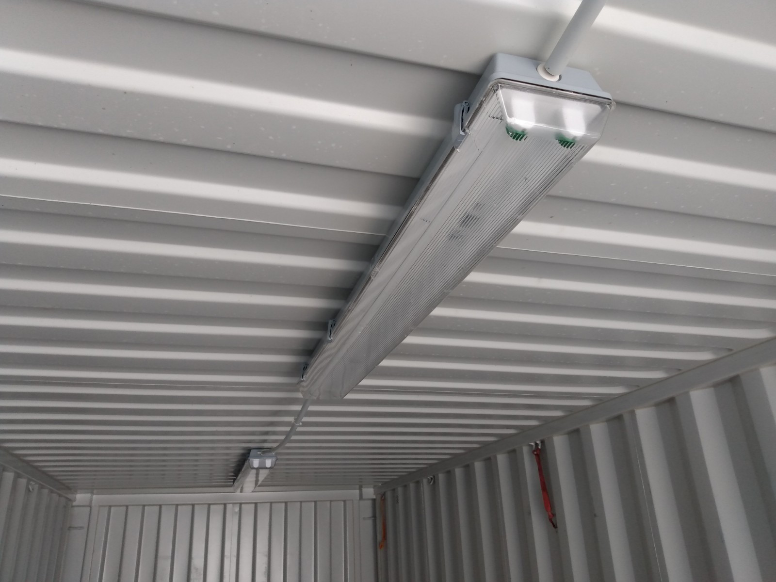 Container 20 Pieds Avec Électricité Et Éclairage Neuf
