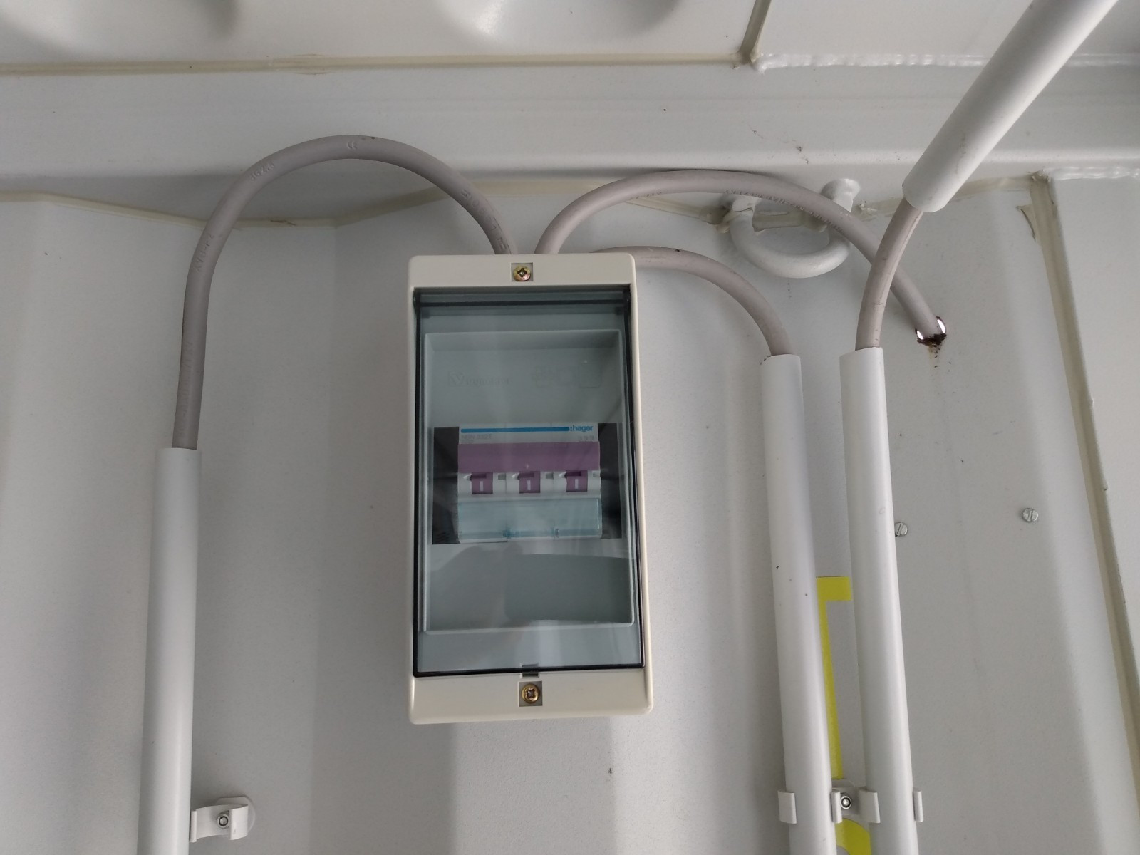 Container 20 Pieds Avec Électricité Et Éclairage Neuf