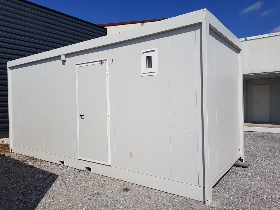 Bungalow Équipé 1 Wc 1 Douche 1 Lave mains