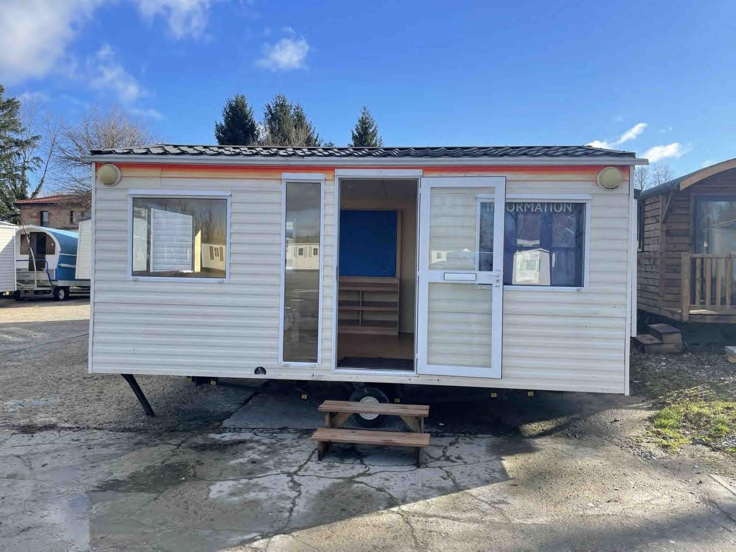 Mobil Home Bureau 5m x 3m (15m²)