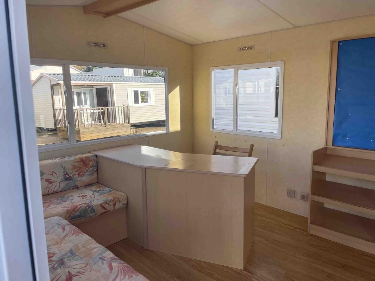 Mobil Home Bureau 5m x 3m (15m²)