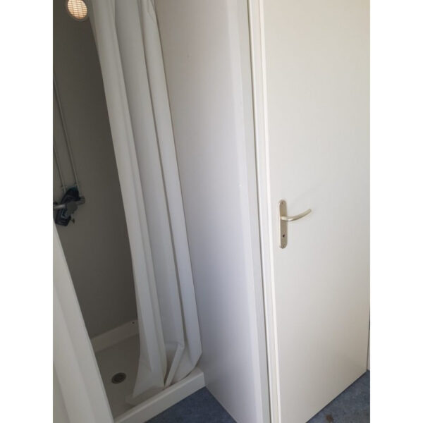 Bungalow Équipé 1 Wc 1 Douche 1 Lave mains